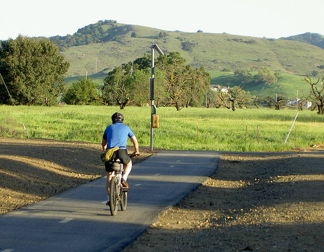 End of paved Calero Creek Trail at Harry Road